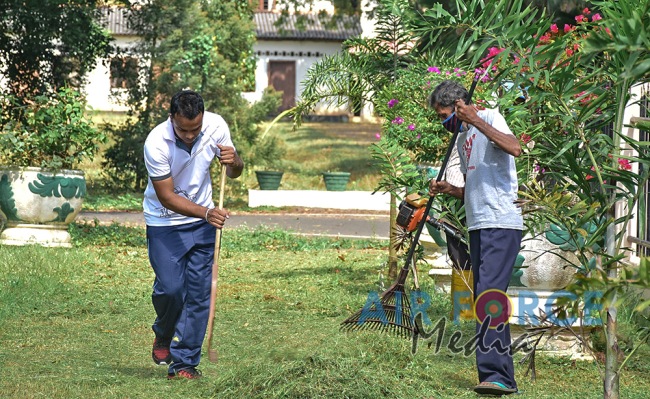 NO 6
HELICOPTER SQUADRON AT ANURADHAPURA CELEBRATES 28TH ANNIVERSARY