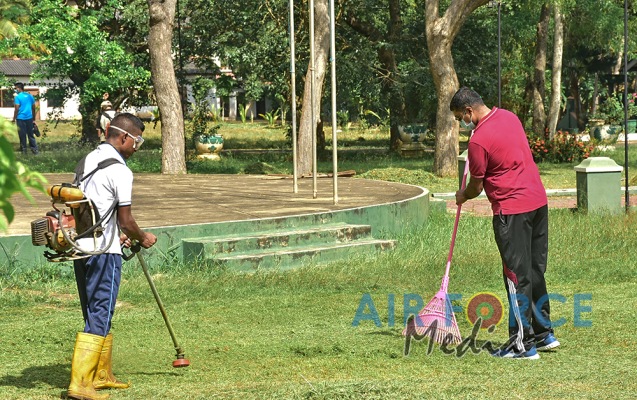 NO 6
HELICOPTER SQUADRON AT ANURADHAPURA CELEBRATES 28TH ANNIVERSARY
