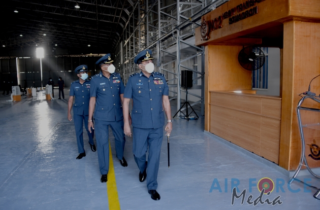 New Hangar Annexure of No 2 Heavy Transport Squadron Declared open by the Commander