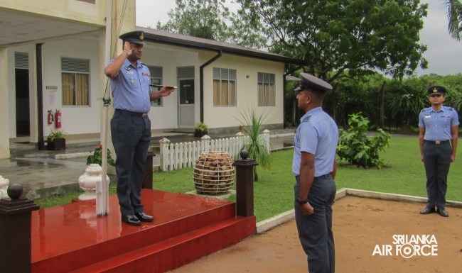 CHANGE OF
COMMAND AT NO. 3 AIR DEFENCE RADAR SQUADRON, SLAF STATION WEERAWILA