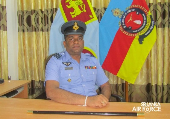 CHANGE OF
COMMAND AT NO. 3 AIR DEFENCE RADAR SQUADRON, SLAF STATION WEERAWILA