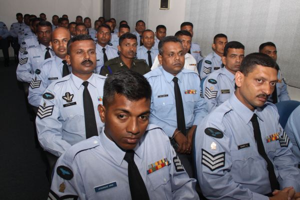 49வது தொகுதி அதிகாரிகளின் அணிவகுப்பு நிகழ்வு வெகு விமர்சியாக நடைப்பெற்றது