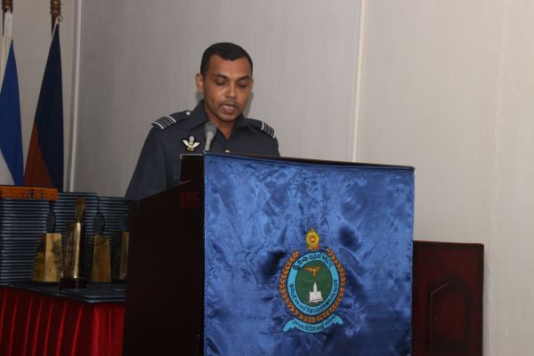49வது தொகுதி அதிகாரிகளின் அணிவகுப்பு நிகழ்வு வெகு விமர்சியாக நடைப்பெற்றது