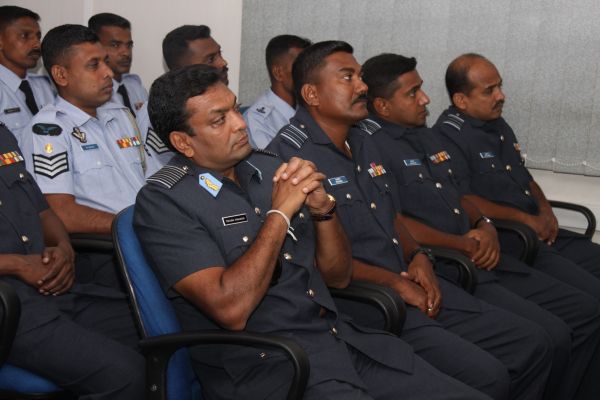49வது தொகுதி அதிகாரிகளின் அணிவகுப்பு நிகழ்வு வெகு விமர்சியாக நடைப்பெற்றது