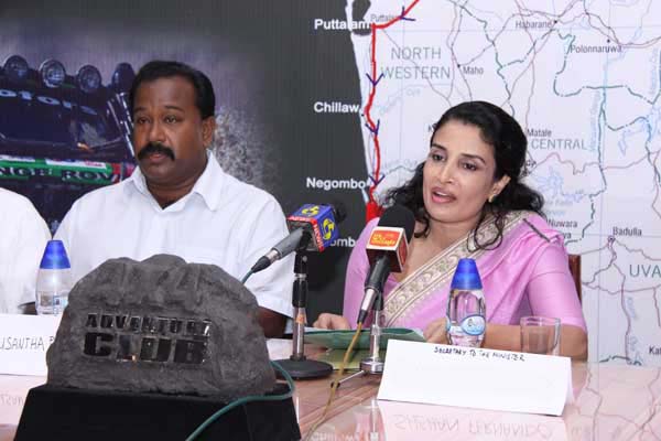 4X4 Adventure Club Donates Rs. 500,000 to SLAF Seva Vanitha
Unit 4X4 Adventure Club Donates Rs. 500,000 to SLAF Seva Vanitha Unit