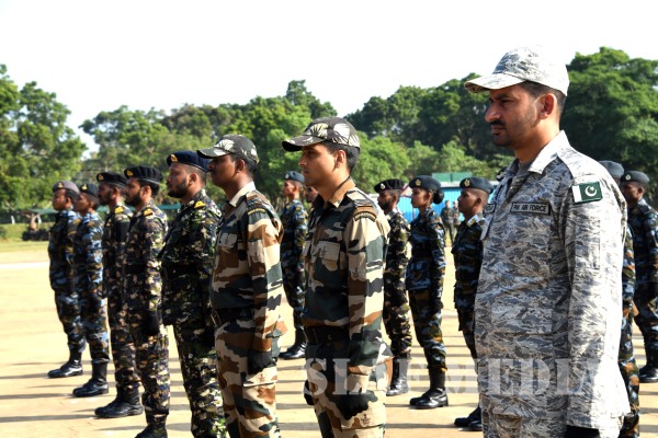 Badge Awarding Ceremony of EOD Basic Courses SLAF Station Palavi