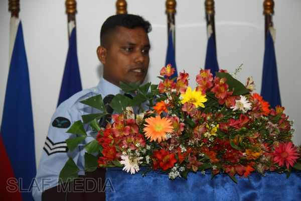 51 වෙනි අධිකාරී නොලත් නිළධාරීන්ගේ කළමණාකරන පාඨමාලාව විසිර යයි