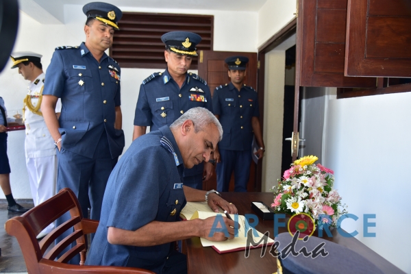 No 59 Junior Command and Staff Course Graduate from China Bay