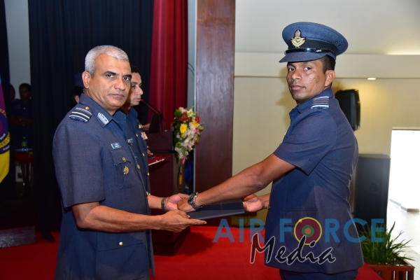 No 59 Junior Command and Staff Course Graduate from China Bay