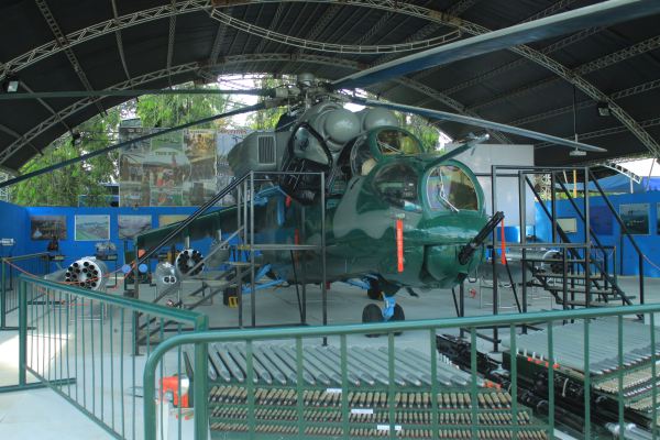 Sri Lanka Air Force 5th best Exhibit at “Dayata Kirula” Exhibition 2014
