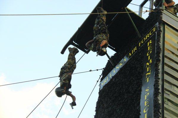 Sri Lanka Air Force 5th best Exhibit at “Dayata Kirula” Exhibition 2014