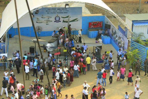 Sri Lanka Air Force 5th best Exhibit at “Dayata Kirula” Exhibition 2014