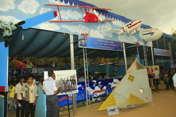 Sri Lanka Air Force 5th best Exhibit at “Dayata Kirula” Exhibition 2014