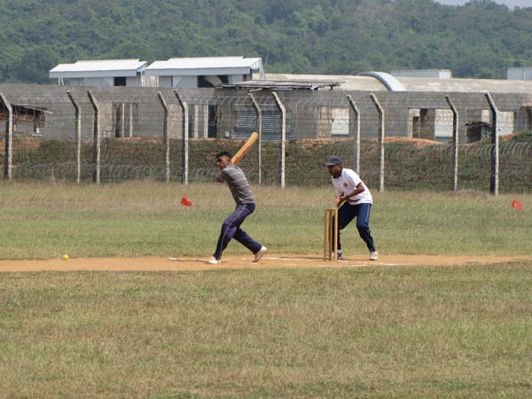 චීන වරාය ගුවන් හමුදා විද්යාපීඨයට වසර 60