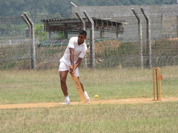 චීන වරාය ගුවන් හමුදා විද්යාපීඨයට වසර 60