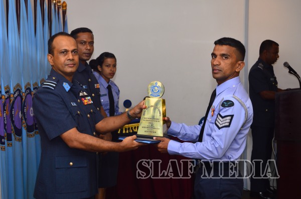 Certificate Awarding Ceremony Of The No 61 Non Commissioned
Officers’ Management Course