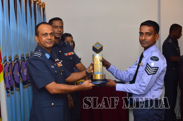 Certificate Awarding Ceremony Of The No 61 Non Commissioned
Officers’ Management Course