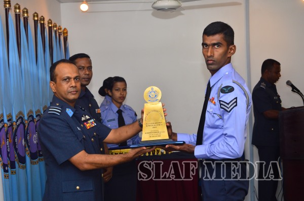 Certificate Awarding Ceremony Of The No 61 Non Commissioned
Officers’ Management Course