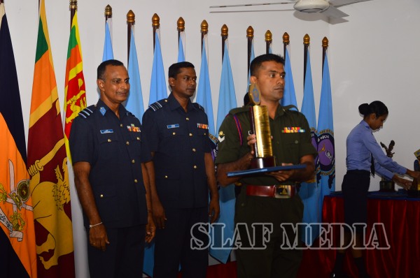 The Certificate
Awarding Ceremony of no. 62 Non Commissioned Officers’ Management Course