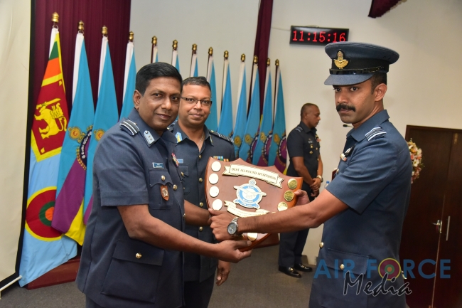 GRADUATION CEREMONY OF NO 65 JUNIOR COMMAND AND STAFF COURSE