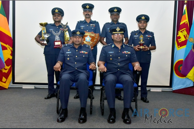 GRADUATION CEREMONY OF NO 65 JUNIOR COMMAND AND STAFF COURSE