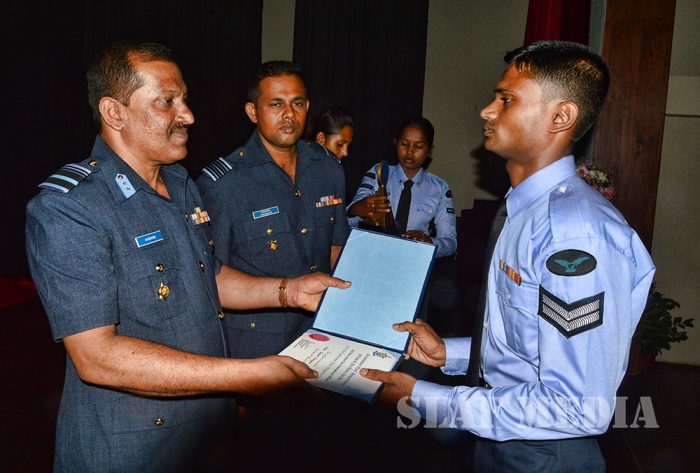 The Certificate Awarding Ceremony of the No. 65th NCOs’ management course