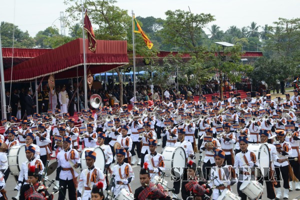 Sri Lanka Air Force Joins in the 67th Independence Day Celebrations at Sri Jayawardenapura Parliament grounds