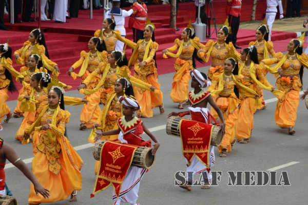 Sri Lanka Air Force Joins in the 67th Independence Day Celebrations at Sri Jayawardenapura Parliament grounds