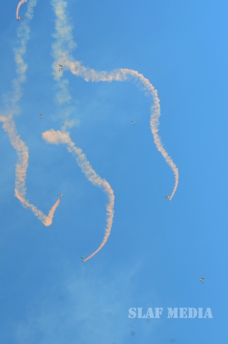 Sri Lanka Air Force Joins in the 68th Independence Day Celebrations