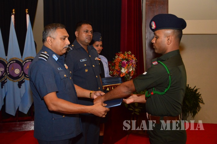 Certificate Awarding Ceremony of the No. 68th NCOs' Management Course