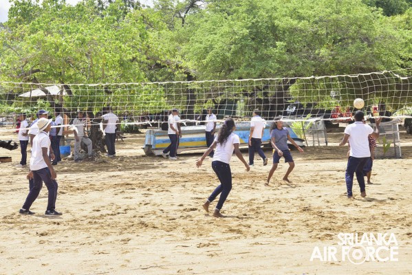 NO 06 RADAR SQUADRON AT SLAF ACADEMY CHINA BAY CELEBRATES 13TH
ANNIVERSARY