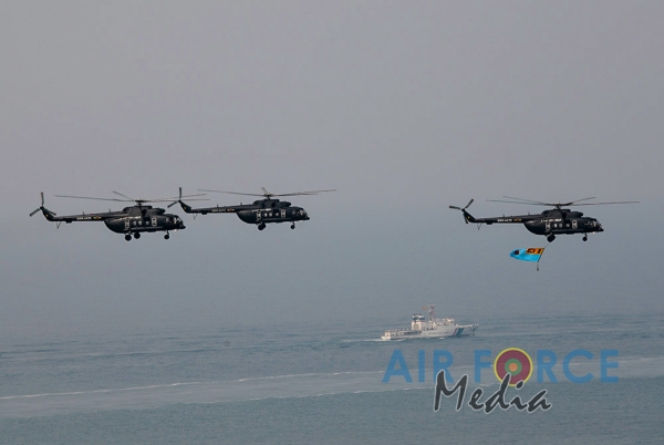 Sri Lanka Air Force Proudly Joins the 71st National Day Celebrations