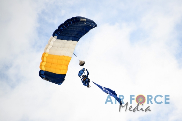 Sri Lanka Air Force Proudly Joins the 71st National Day Celebrations
