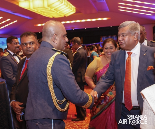 SLAF CELEBRATES THE GLORY OF A GENERATION OF SUCCESS