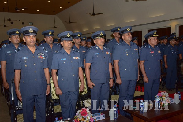 Certificate Awarding Ceremony of No. 05 English and No. 76 Sinhala Mediums NCOs’ Management Courses