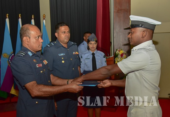 Certificate Awarding Ceremony of No. 05 English and No. 76 Sinhala Mediums NCOs’ Management Courses