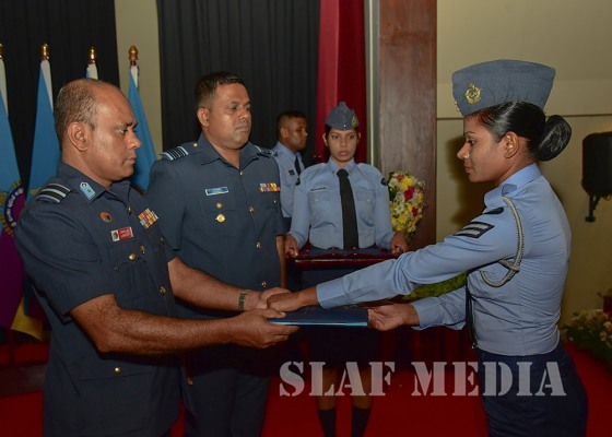 Certificate Awarding Ceremony of No. 05 English and No. 76 Sinhala Mediums NCOs’ Management Courses