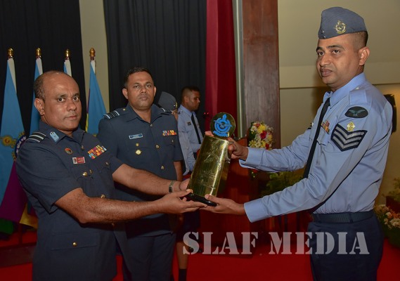 Certificate Awarding Ceremony of No. 05 English and No. 76 Sinhala Mediums NCOs’ Management Courses