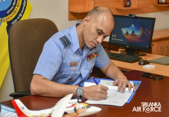 CHANGE OF
COMMAND AT NO 8 TACTICAL TRANSPORT SQUADRON, SLAF BASE RATMALANA