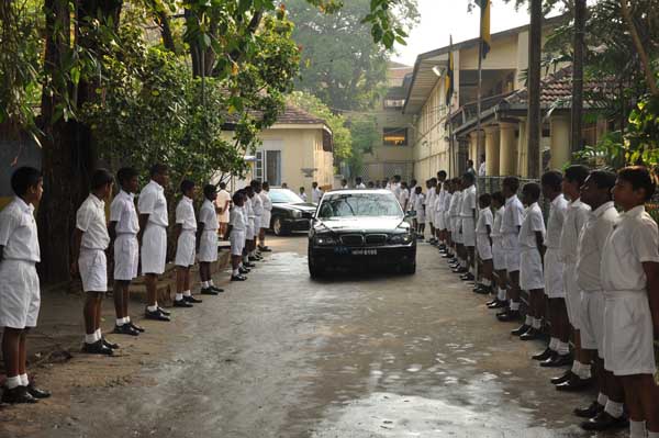Air_Marshal_Harsha_Abeywickrama_at_Royal_College