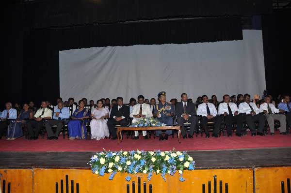 Air_Marshal_Harsha_Abeywickrama_at_Royal_College