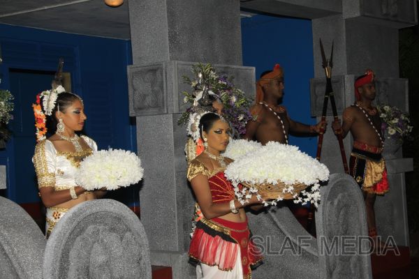 2011 වසරේ විශිෂ්ඨතම ගුවන් භටයින් වෙනුවෙන් සම්මාන ප්රධානය කිරීම