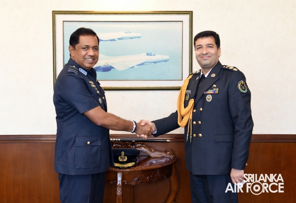 DEFENCE ATTACHÉ OF IRANIAN EMBASSY IN SRI LANKA CALLS ON COMMANDER