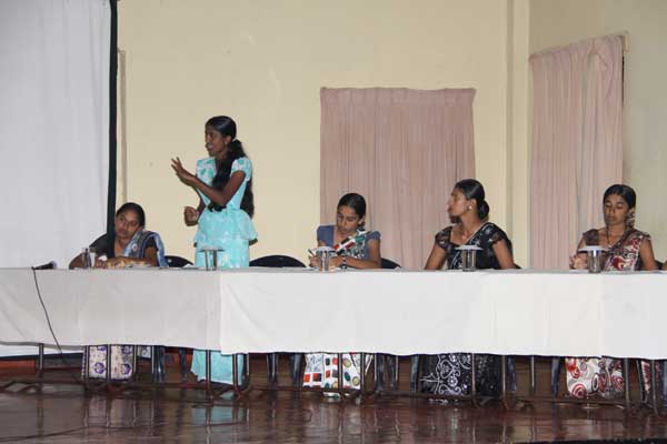 பல்கலைக்கழக மாணவர்களுக்கான தலைமைத்துவ பயிற்ச்சி.