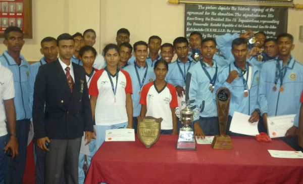 ගෘහස්ථ ඔරු පැදීමේ තරඟාවලිය - 2011