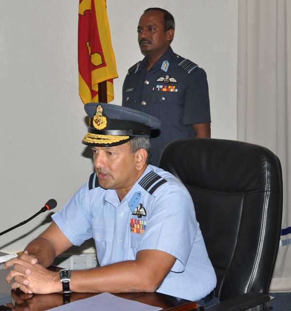 ශ්රී ලංකා ගුවන් හමුදාවට තවත් නිළධාරීන් රැසක් එක් වෙයි