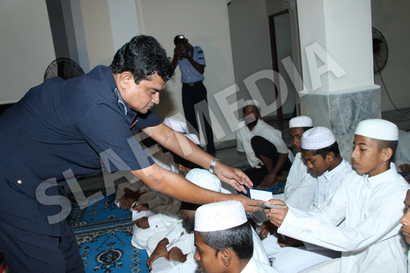 වාර්ෂික ඉස්ලාමීය රණවිරුවන් සිහිකිරීමේ උත්සවය 2010 වාර්ෂික ඉස්ලාමීය රණවිරුවන් සිහිකිරීමේ උත්සවය 2010