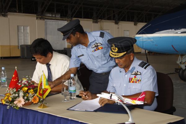 ශ්රී ලංකා ගුවන් හමුදාවට MA60 මගී ප්රවාහන ගුවන් යානා 02ක්...