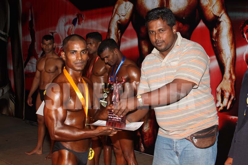 ගුවන් හමුදාවේ කායවර්ධන ක්රීඩක කුමුදු කුමාර හී මැන් 2010 ලෙස කිරුළු පලදී