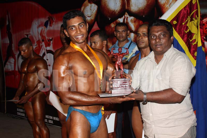 ගුවන් හමුදාවේ කායවර්ධන ක්රීඩක කුමුදු කුමාර හී මැන් 2010 ලෙස කිරුළු පලදී